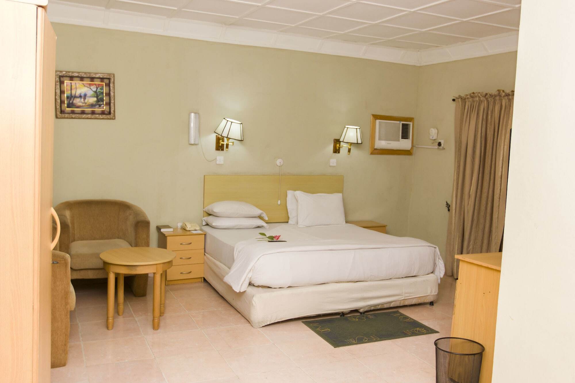 Eemjm Hotels And Suites Limited Uyo Exterior photo